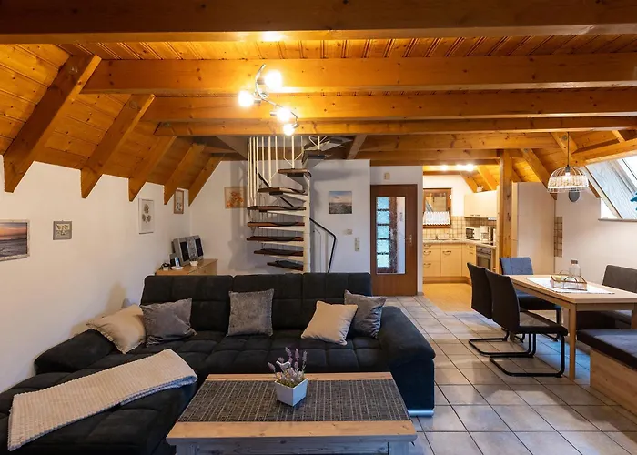 Opi Huck Stroot 41 بيت للعطل